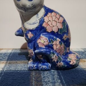 Vintage Porcelain 8 Inch Hand Painted Cat Figurine